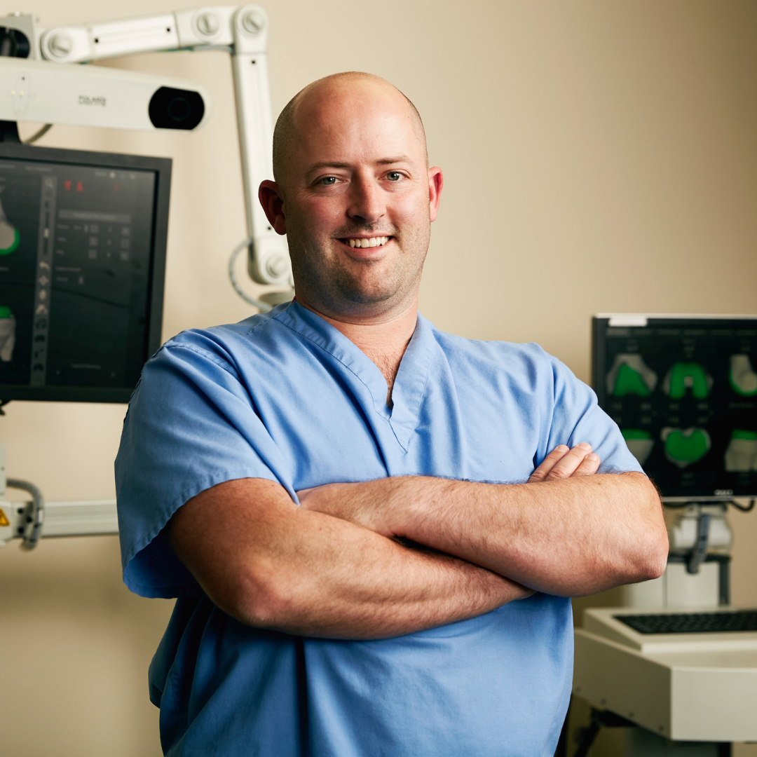Dr. Jon Cornelius performs first robotic-assisted TKR